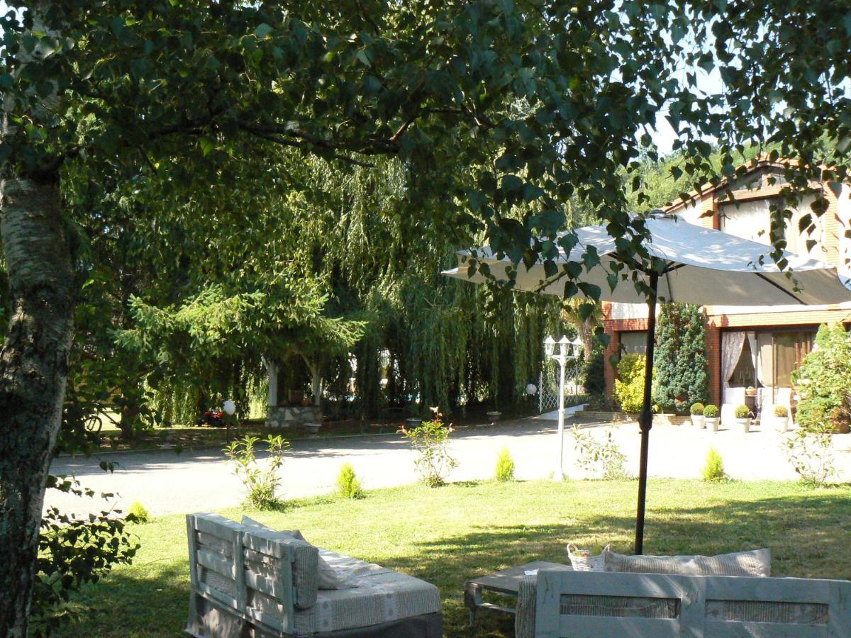 La Caldamente Bed & Breakfast Rieux-de-Pelleport Eksteriør bilde